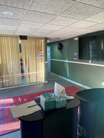 More Photos Of 52 Connecticut Ave, South Windsor Light Manufacturing For Lease