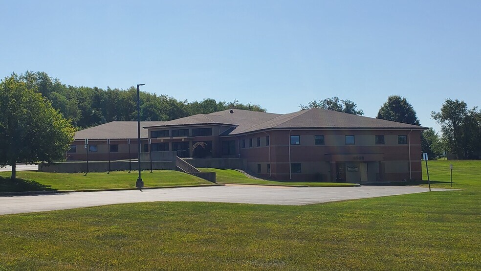 More Photos Of 6535 Seeco Dr, Kalamazoo Medical For Sale