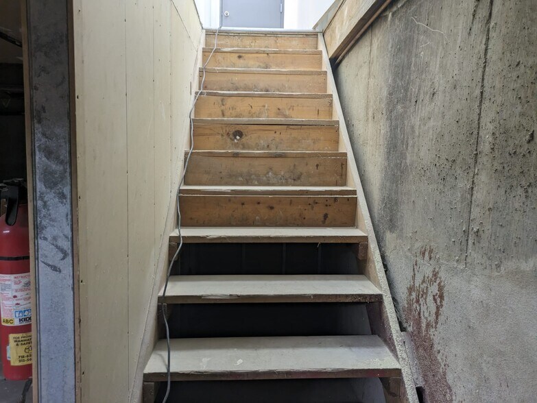 More Photos Of 346-348 Liberty Ave, Brooklyn Storefront For Lease