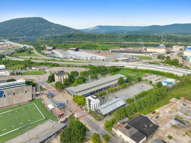 More Photos Of 1791 Reggie White Blvd, Chattanooga Restaurant For Lease