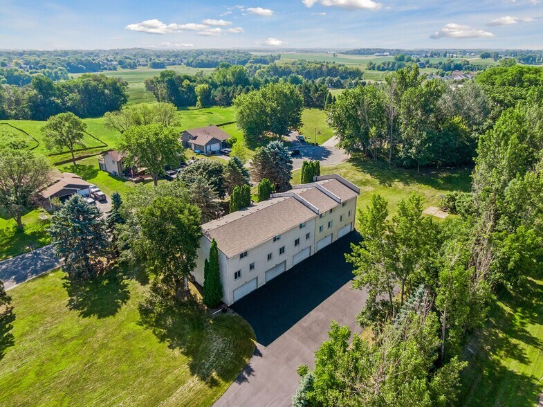 More Photos Of 417 Hunter Dr, Watertown Multifamily For Sale