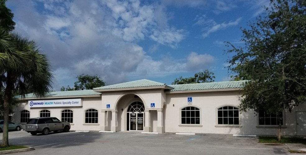 Primary Photo Of 789 S Federal Hwy, Fort Lauderdale Medical For Lease