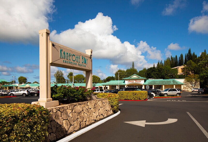 Primary Photo Of 46-047 Kamehameha Hwy, Kāneohe Unknown For Lease