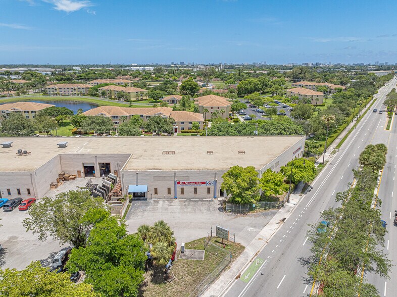 More Photos Of 1959 Dr Martin Luther King Jr Blvd, Pompano Beach Warehouse For Lease