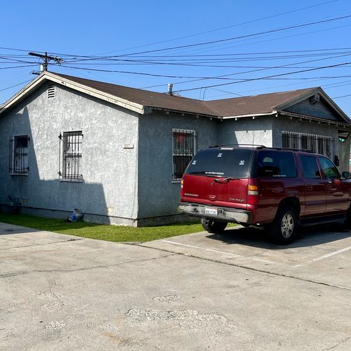 More Photos Of 10007 S San Pedro St, Los Angeles Apartments For Lease