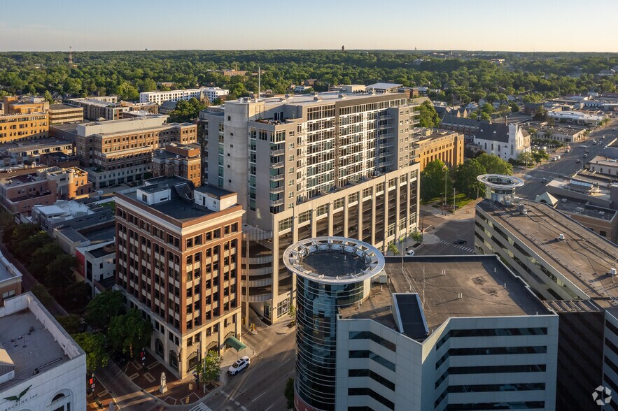 More Photos Of 155 W Michigan Ave, Kalamazoo Office Residential For Lease