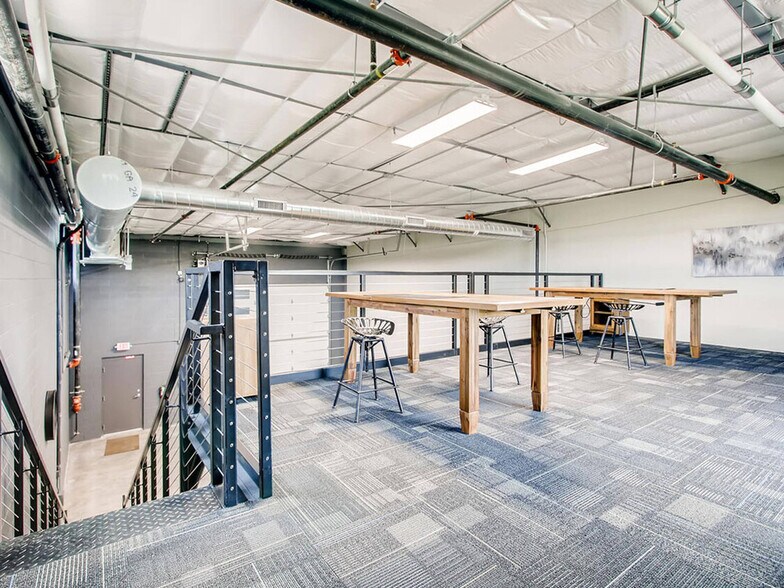 More Photos Of 1435 FM 1463 Rd, Katy Showroom For Sale