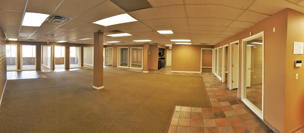 More Photos Of 55 E Thomas Rd, Phoenix Office For Sale