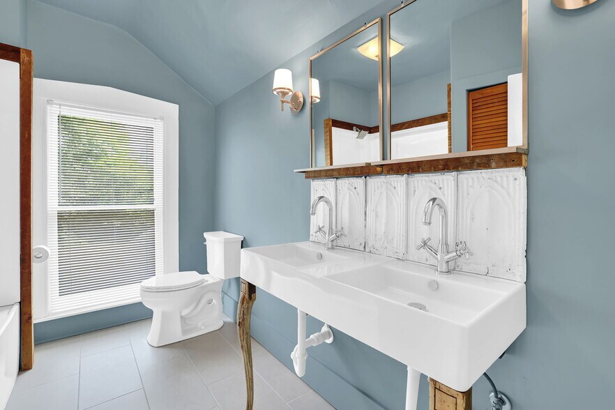 More Photos Of 134 Marble Mill Rd, Marietta Office For Sale