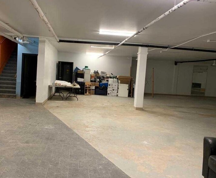 More Photos Of 10140 101 Ave, Lac La Biche Office For Sale