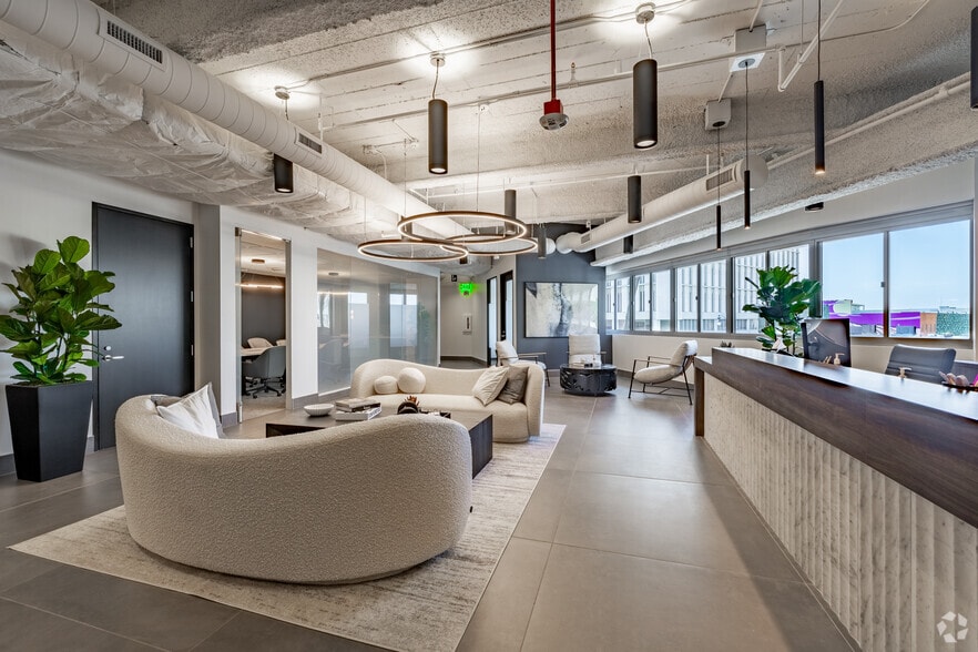 More Photos Of 9465 Wilshire Blvd, Beverly Hills Coworking Space