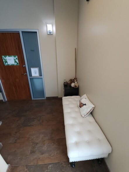 More Photos Of 4747 Pioneers Blvd, Lincoln Office For Lease