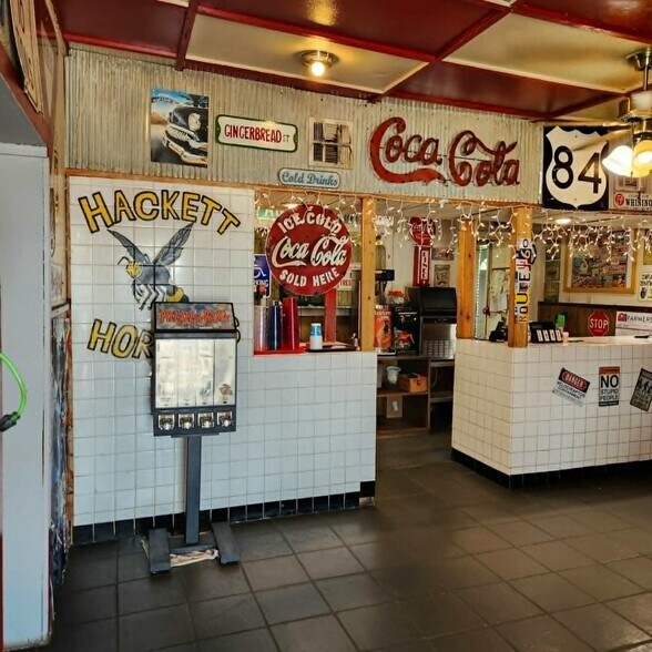 More Photos Of 102 S Main St, Hackett Restaurant For Sale