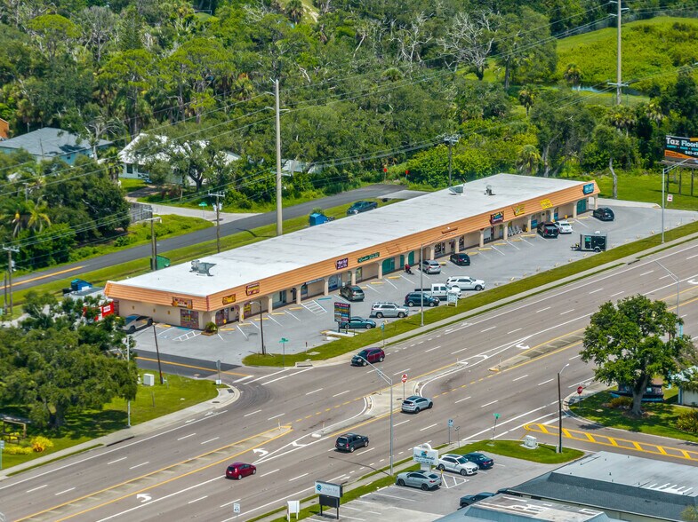 Primary Photo Of 2001-2049 S Tamiami Trl, Venice Storefront Retail Office For Lease