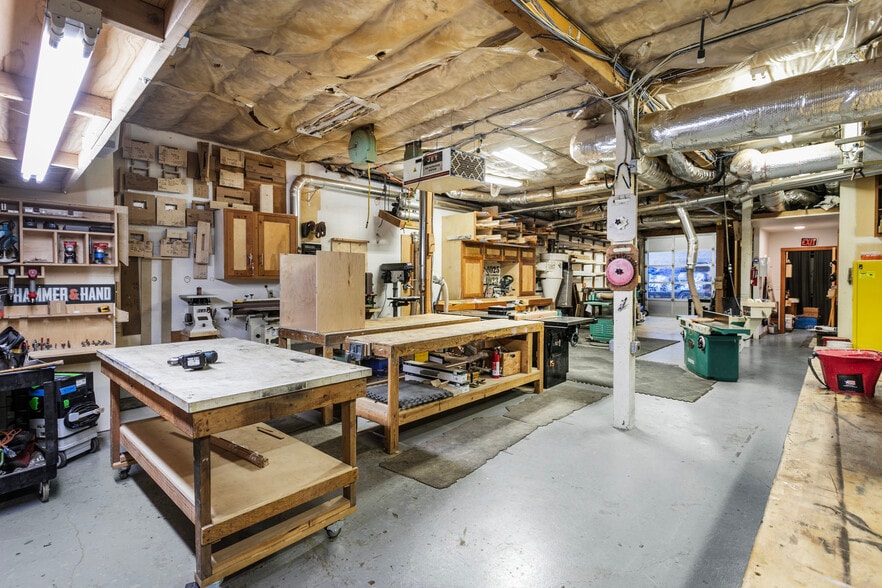 More Photos Of 1020 SE Harrison St, Portland Loft Creative Space For Sale