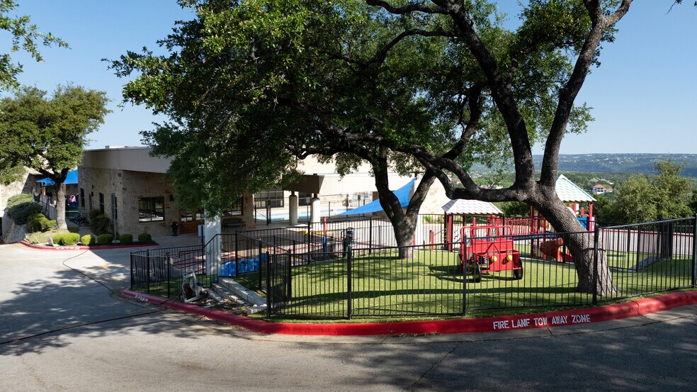 More Photos Of 8100 Bee Cave Rd, Austin Schools For Sale
