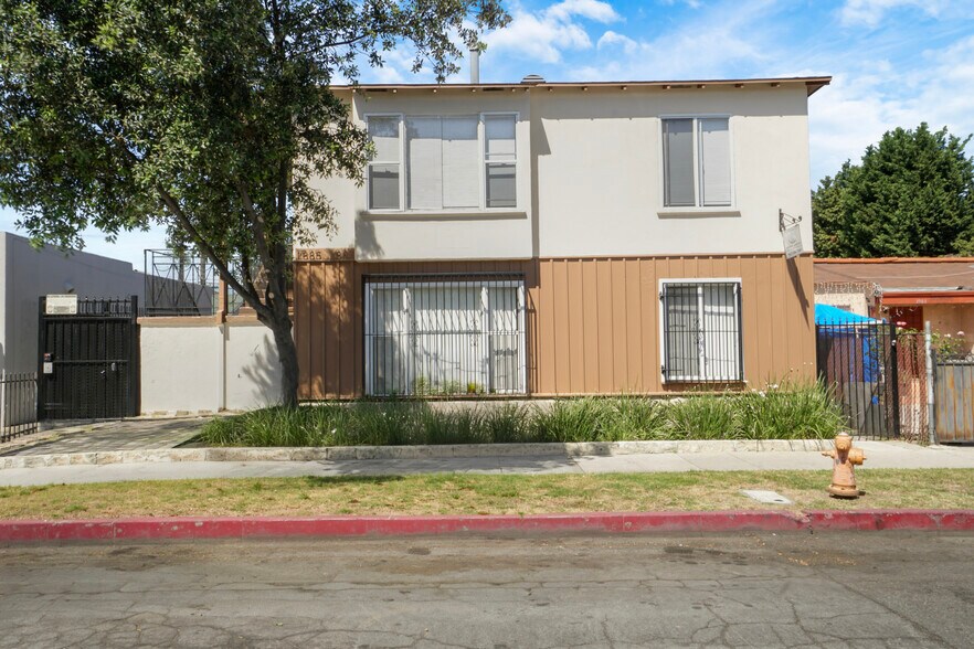 More Photos Of 1885-1887 Locust Ave, Long Beach Apartments For Sale