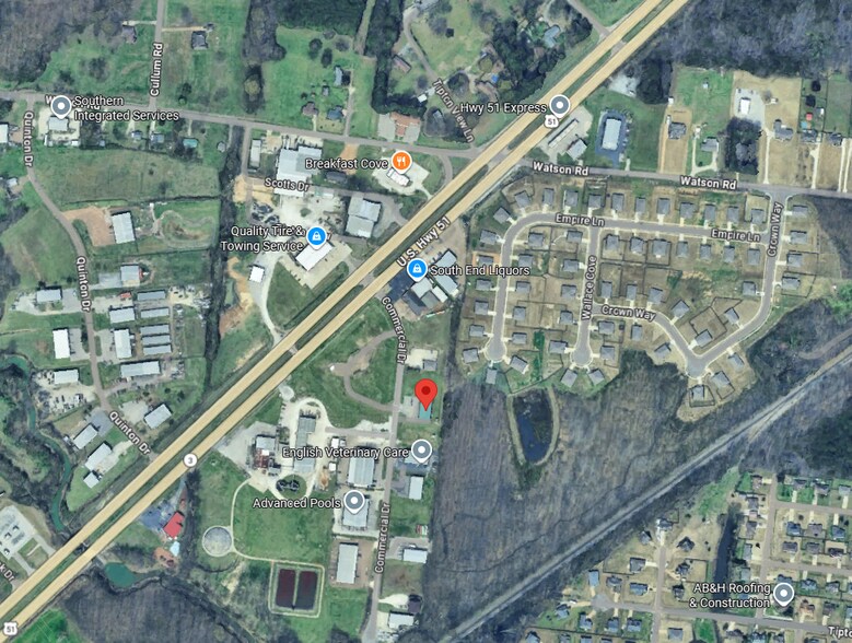 More Photos Of 100 Commercial Dr, Atoka General Retail For Lease