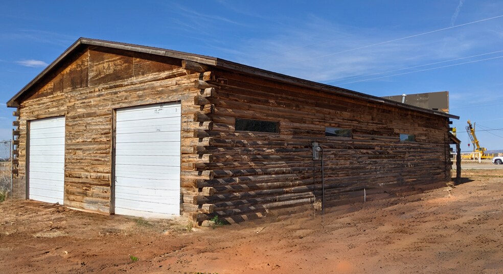 More Photos Of 1949 S Main St, Blanding Storefront For Sale