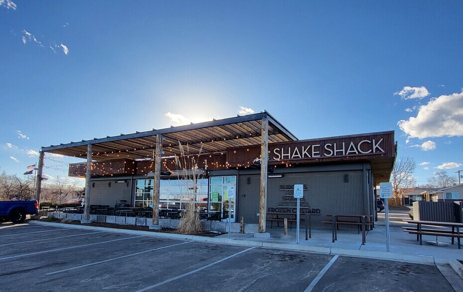 More Photos Of 6160 W 17th Ave, Lakewood Apartments For Sale