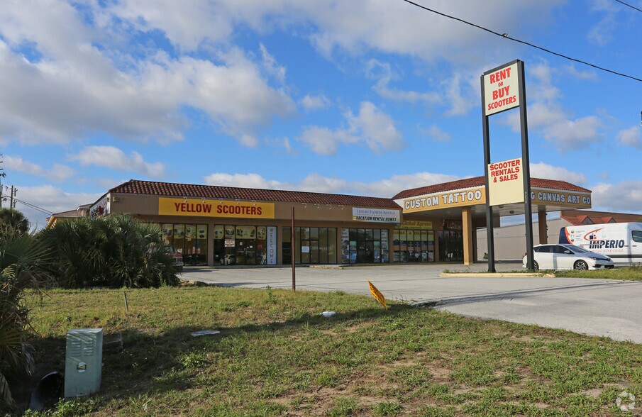 More Photos Of 9230 US Highway 192, Clermont Storefront For Lease