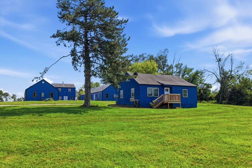 More Photos Of 10907 E 87th St, Raytown Multifamily For Sale