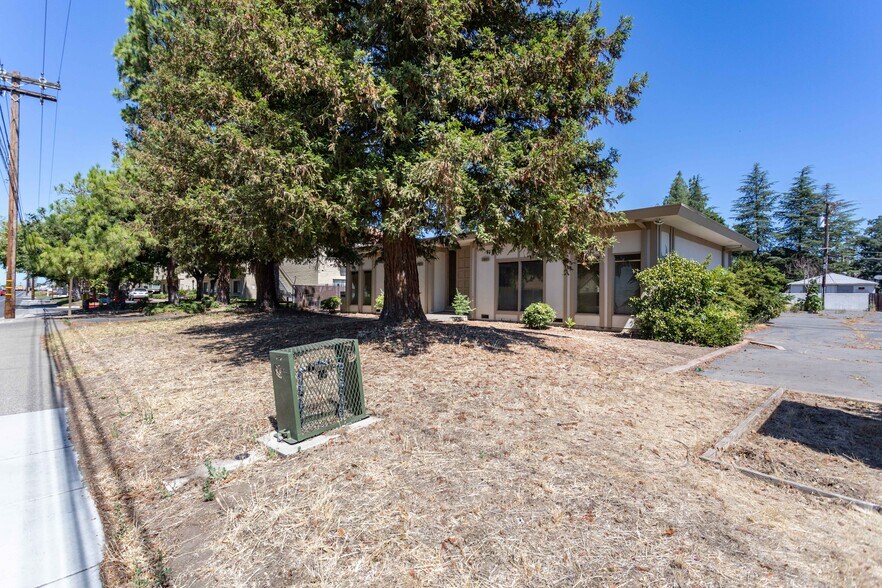 More Photos Of 2921 El Camino Ave, Sacramento Medical For Lease