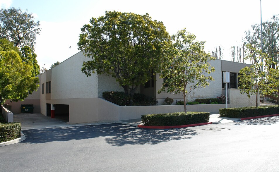 More Photos Of 2161 San Joaquin Hills Rd, Newport Beach Medical For Sale