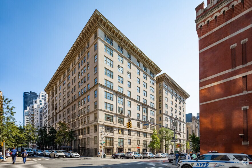 More Photos Of 130 E 67th St, New York Apartments For Sale