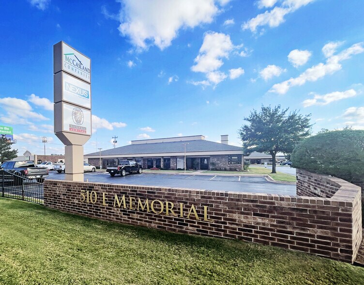 Primary Photo Of 510 E Memorial Rd, Oklahoma City Unknown For Lease