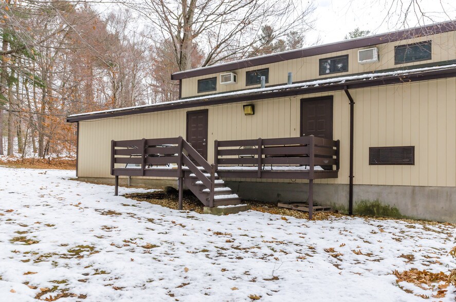 More Photos Of 40-60 Beechwood Dr, North Andover Loft Creative Space For Lease