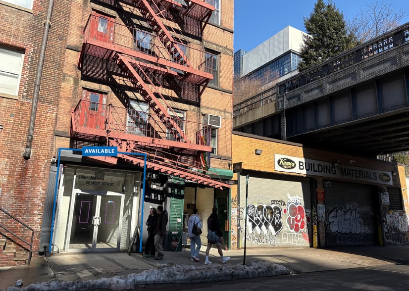 More Photos Of 511 W 20th St, New York Storefront Retail Residential For Lease