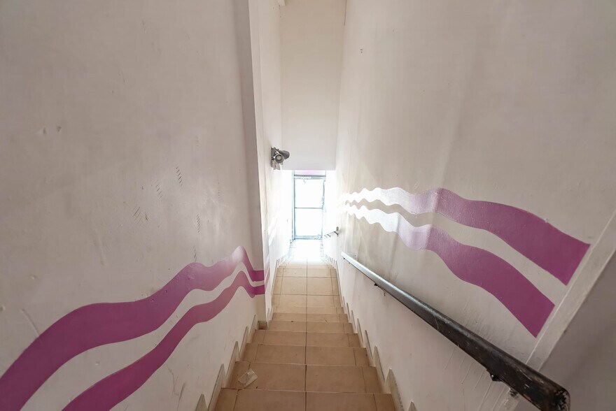 More Photos Of 7915 Biscayne Blvd, Miami Storefront Retail Residential For Lease