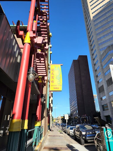 More Photos Of 328 Centre St SE, Calgary Storefront For Sale