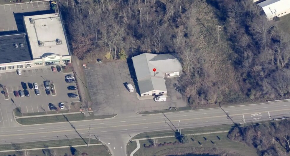 More Photos Of 207 E Kipp Rd, Mason Warehouse For Sale