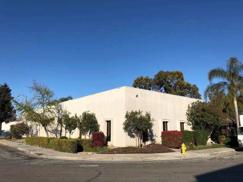 More Photos Of 1605 Remuda Ln, San Jose Light Distribution For Lease