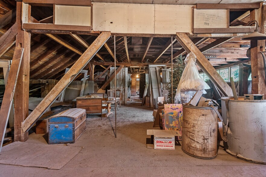 More Photos Of 5572 Washington St, Prattsville Storefront For Sale