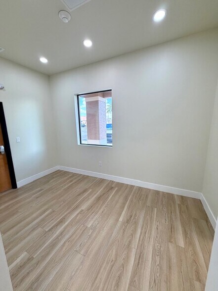 More Photos Of 2370 North Blvd W, Davenport Medical For Lease