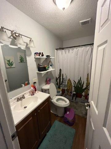 More Photos Of 204 N 12th St, LaFollette Apartments For Sale