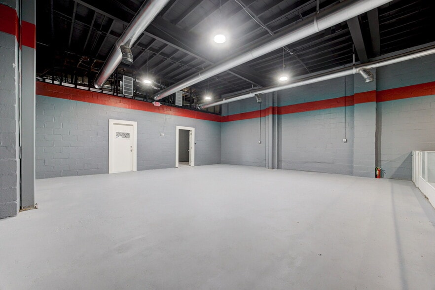 More Photos Of 3121 N Pennsylvania Ave, Oklahoma City Storefront Retail Office For Sale