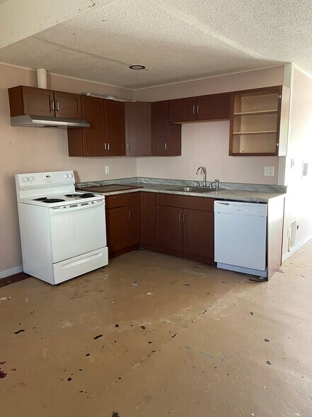 More Photos Of 208 S Lamine Ave, Sedalia Office Residential For Sale