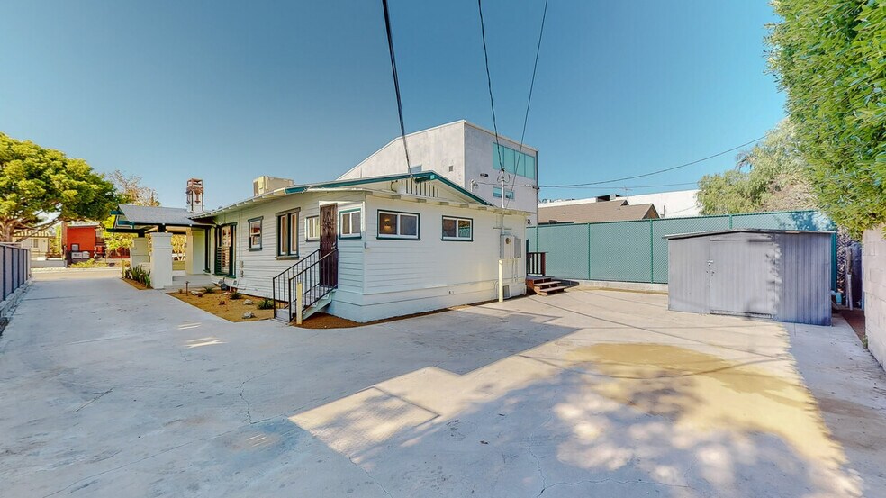 More Photos Of 536 N Larchmont Blvd, Los Angeles Loft Creative Space For Lease