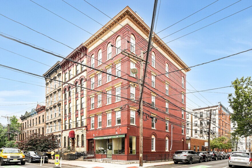 More Photos Of 746 Park Ave, Hoboken Storefront Retail Residential For Lease