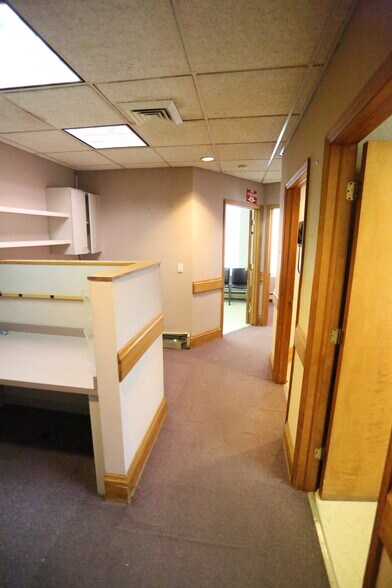 More Photos Of 117 70th St, Brooklyn Office Residential For Lease