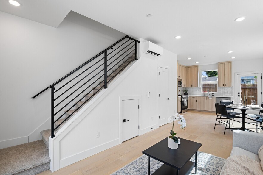 More Photos Of 4380 NE Going St, Portland Multifamily For Sale