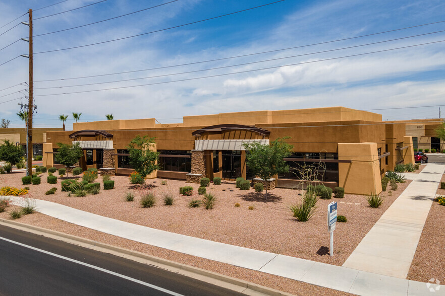 Primary Photo Of 1460 W Elliot Rd, Gilbert Medical For Lease