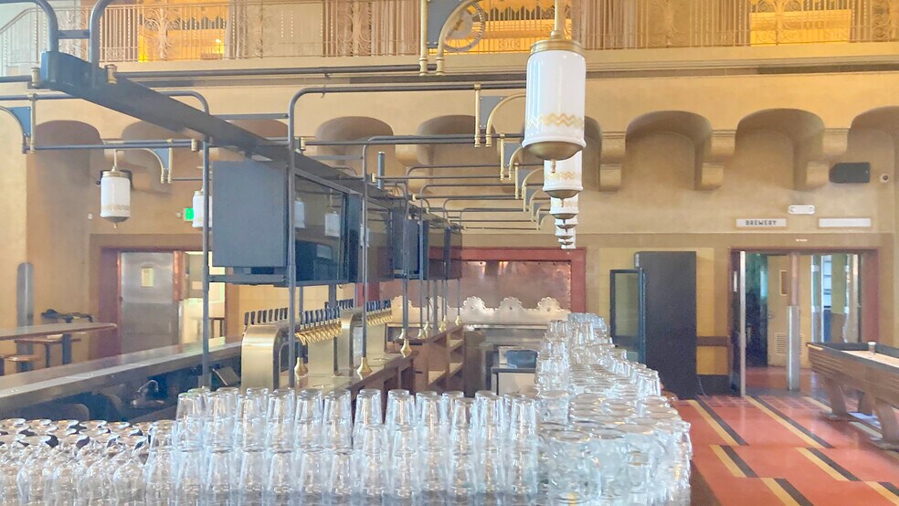 More Photos Of 800 N Alameda St, Los Angeles General Retail For Lease