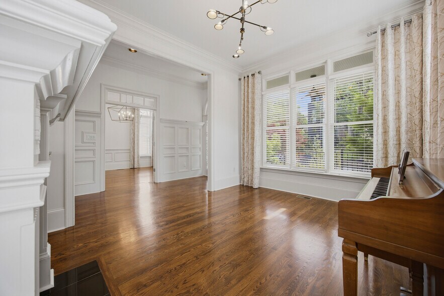 More Photos Of 574 East Ave NE, Atlanta Multifamily For Sale