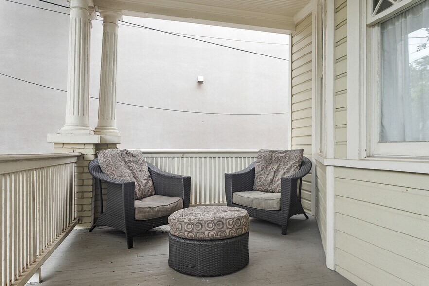 More Photos Of 196 Rutledge Ave, Charleston Specialty For Sale