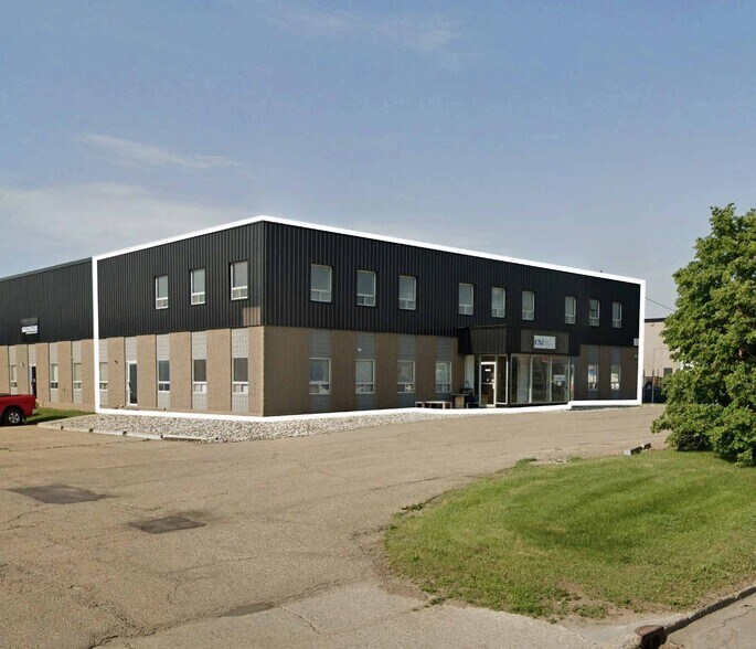 More Photos Of 15923 114 Av NW, Edmonton Light Manufacturing For Lease